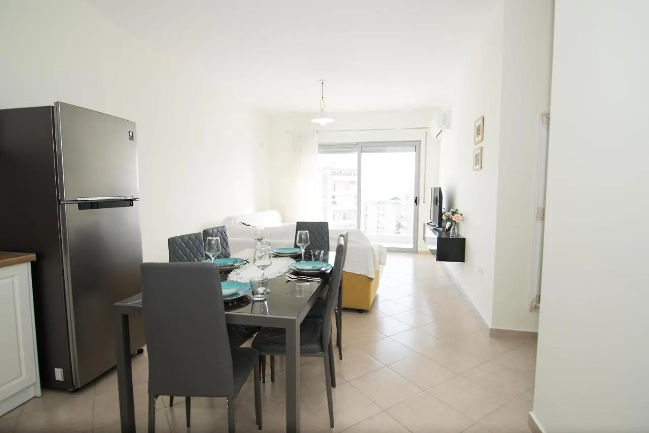 Vlora Ar - Spacious Modern Apartment With A View Albania